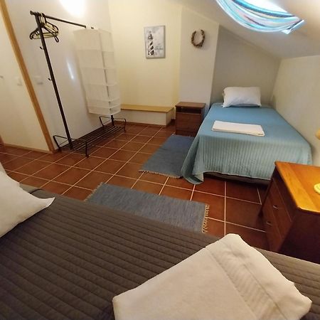 Supertubos Beach Hostel Atouguia Da Baleia Eksteriør bilde