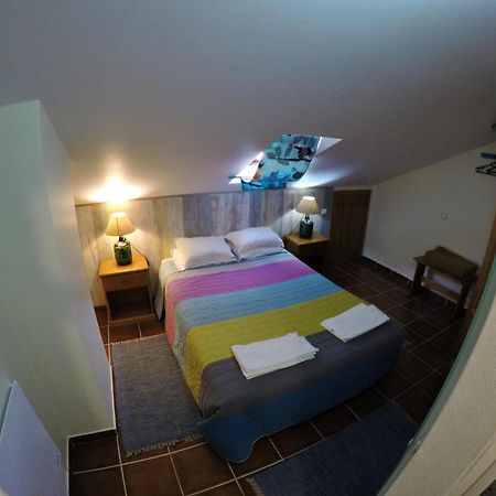 Supertubos Beach Hostel Atouguia Da Baleia Eksteriør bilde