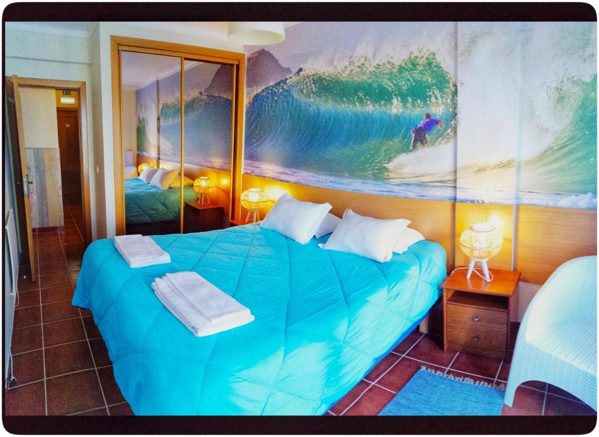 Supertubos Beach Hostel Atouguia Da Baleia Eksteriør bilde