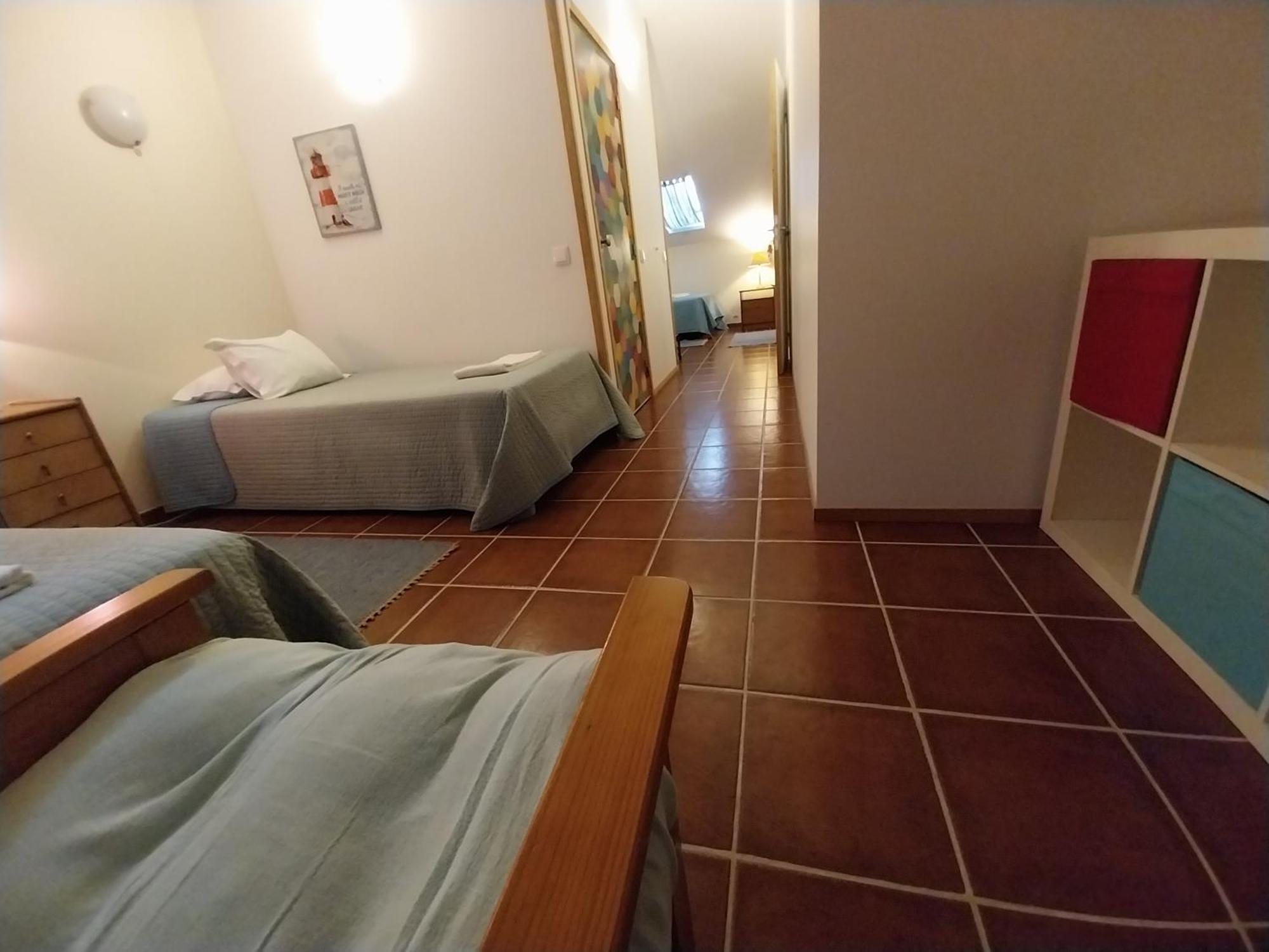 Supertubos Beach Hostel Atouguia Da Baleia Eksteriør bilde