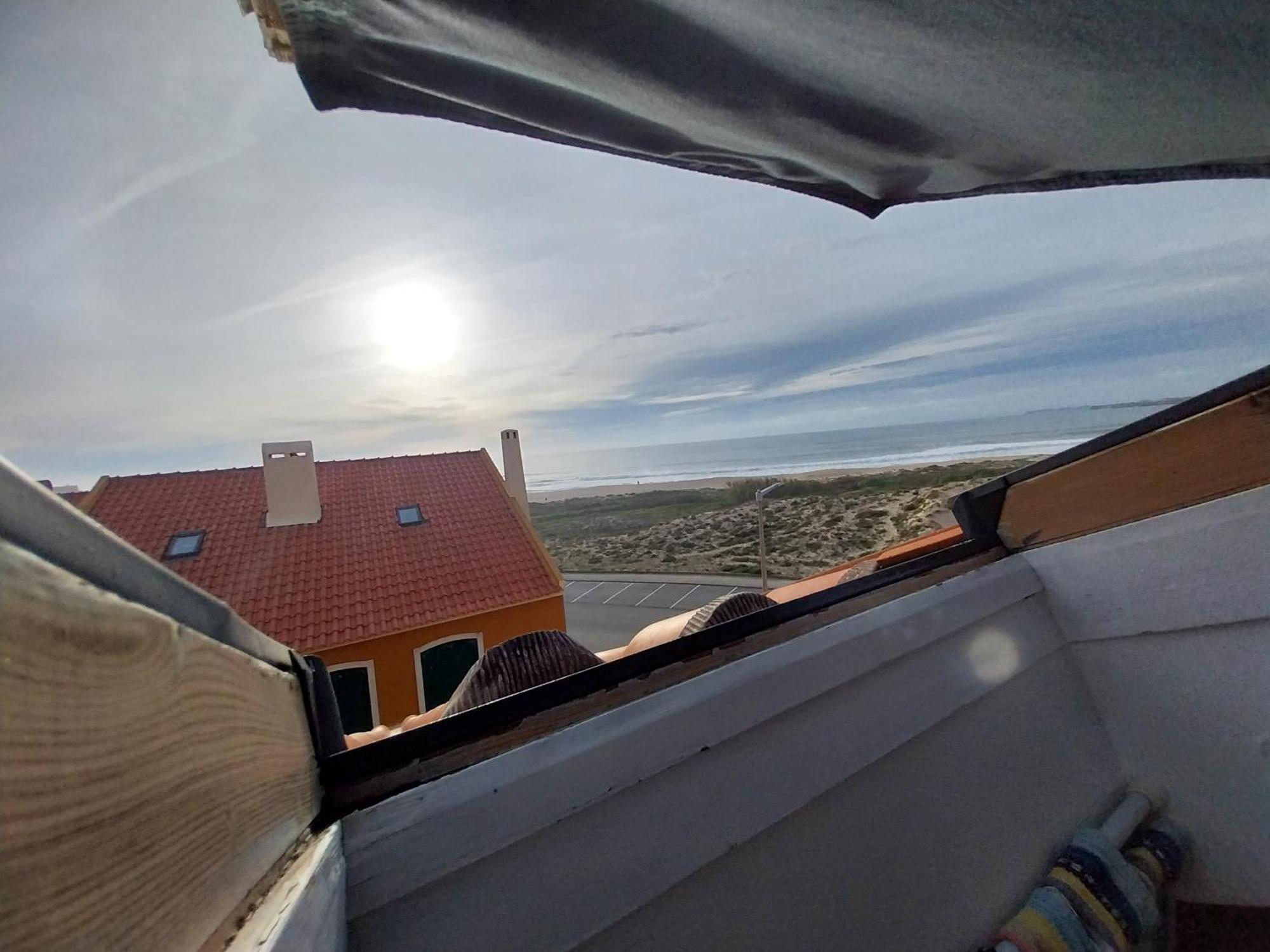 Supertubos Beach Hostel Atouguia Da Baleia Eksteriør bilde