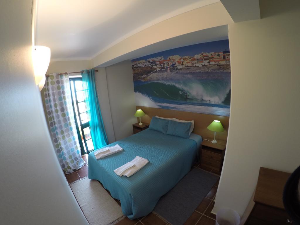 Supertubos Beach Hostel Atouguia Da Baleia Eksteriør bilde