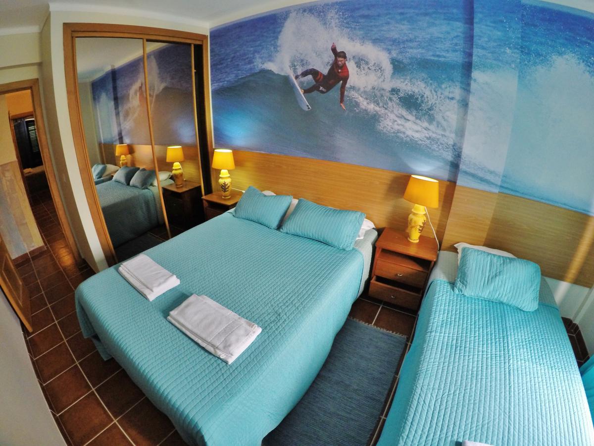 Supertubos Beach Hostel Atouguia Da Baleia Eksteriør bilde
