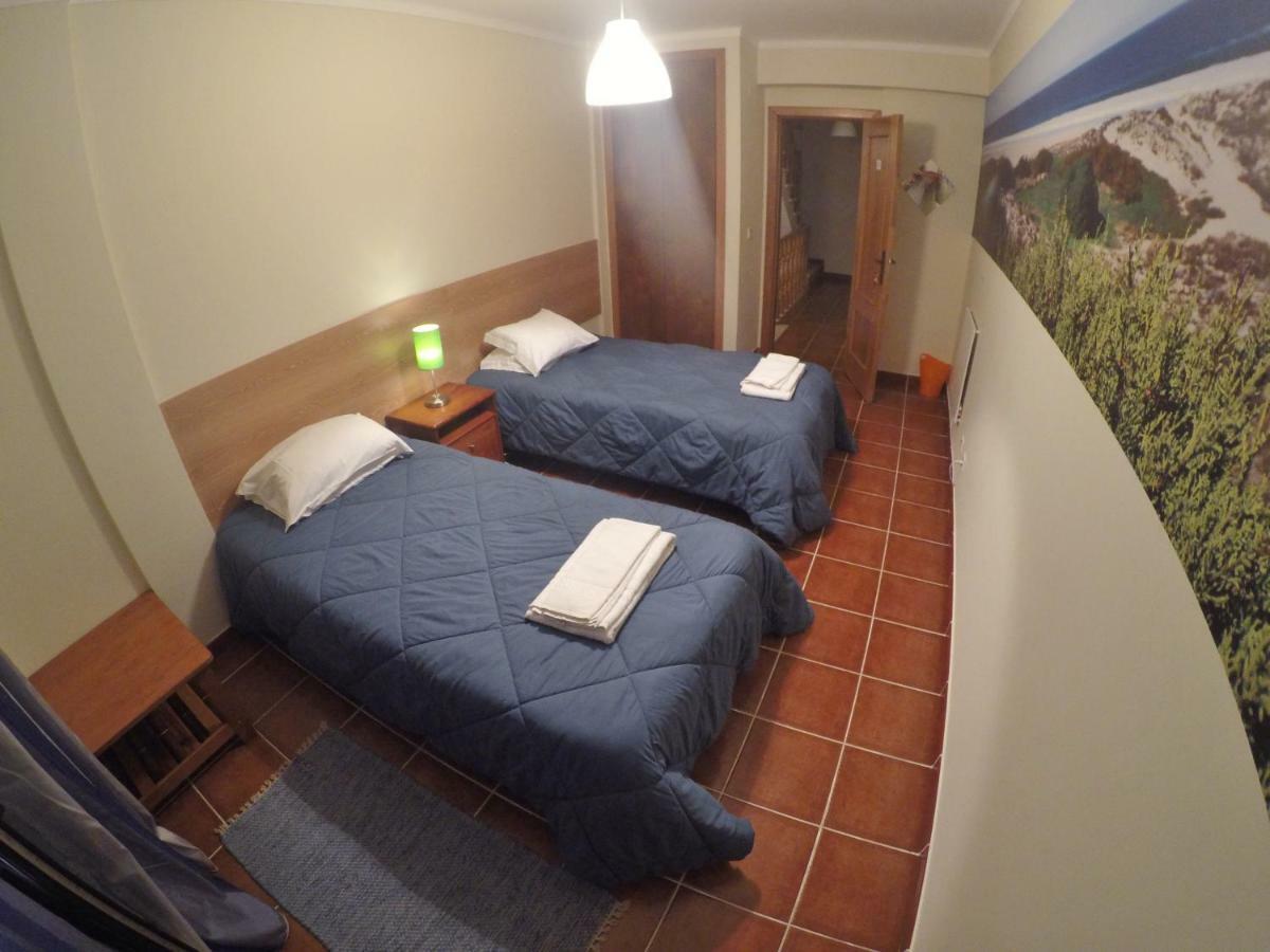 Supertubos Beach Hostel Atouguia Da Baleia Eksteriør bilde